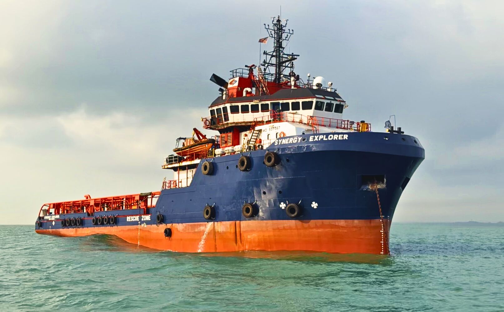 MV Synergy Explorer